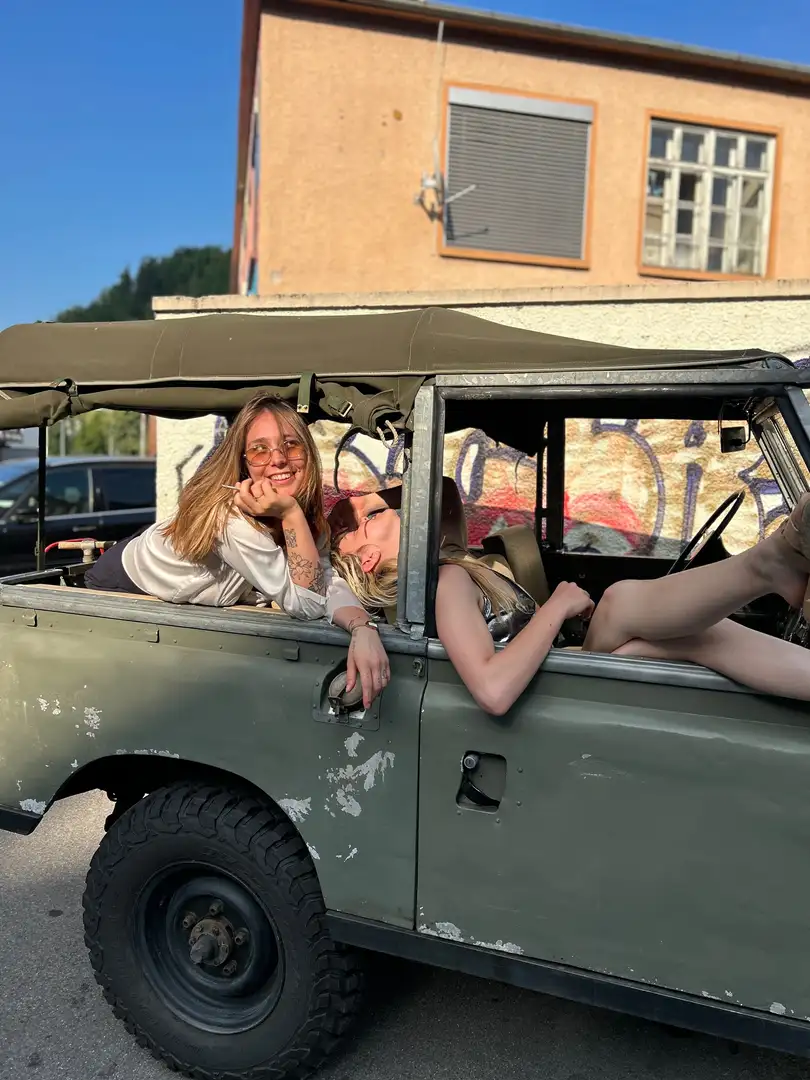 Land Rover Зелений - 1