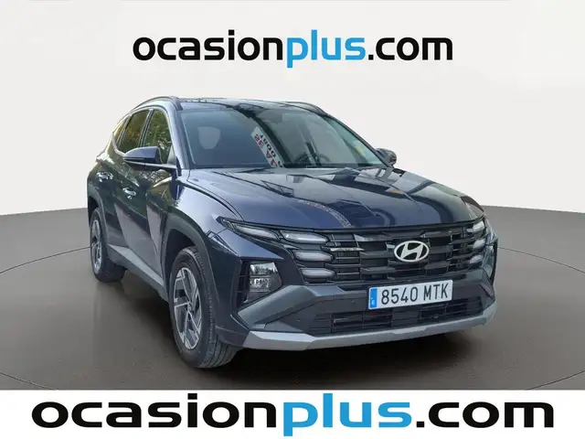 Hyundai Tucson view 2