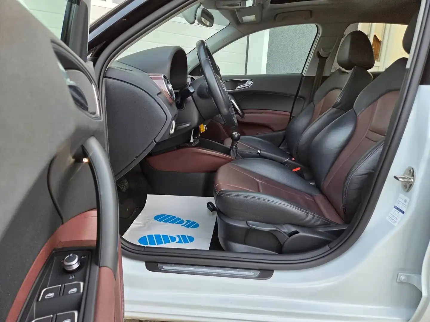 Audi A1 Sportback 1.4 tfsi Blanc - 1