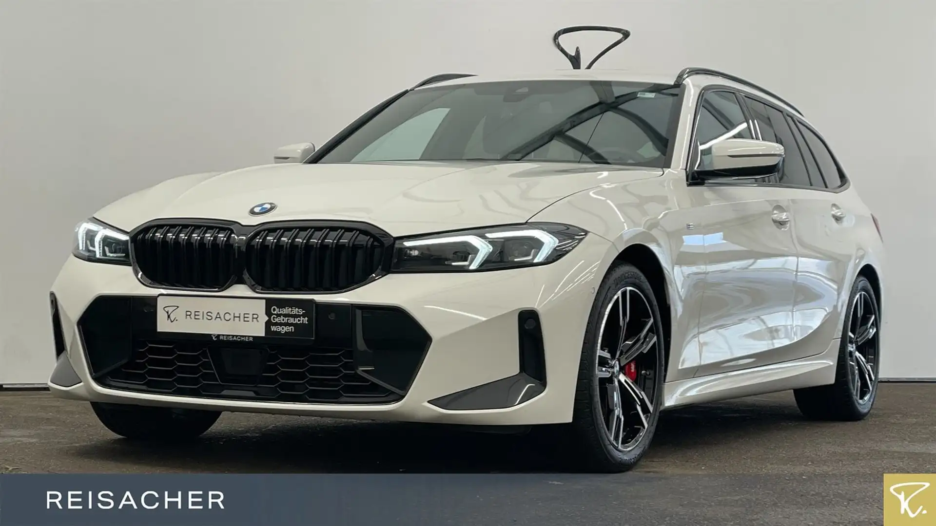 BMW 330 d A xDrive Tou M-Sport LCPro HUD ACC RFK PDC Weiß - 1