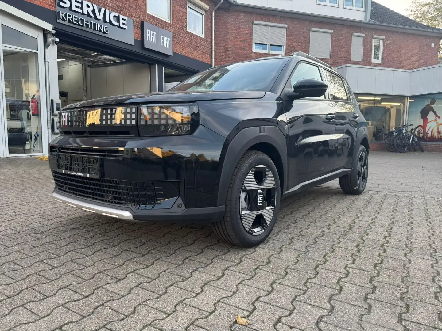 Fiat Grande Panda 1.2 Hybrid 74 kW La Prima Schwarz - 1