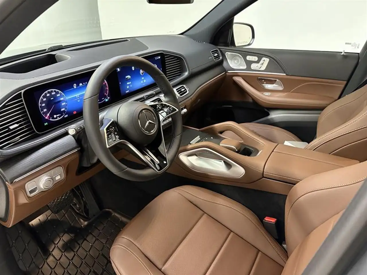 Mercedes-Benz GLE photo Mercedes-Benz GLE