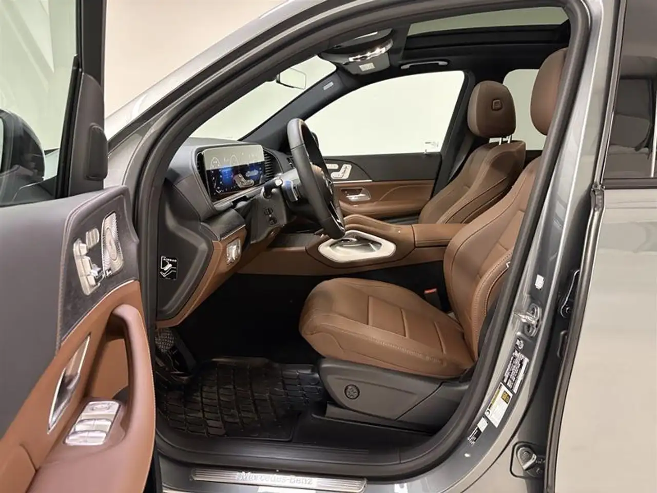 Mercedes-Benz GLE photo Mercedes-Benz GLE