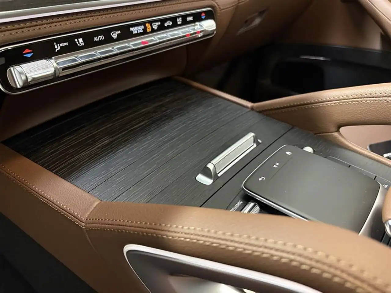 Mercedes-Benz GLE photo Mercedes-Benz GLE