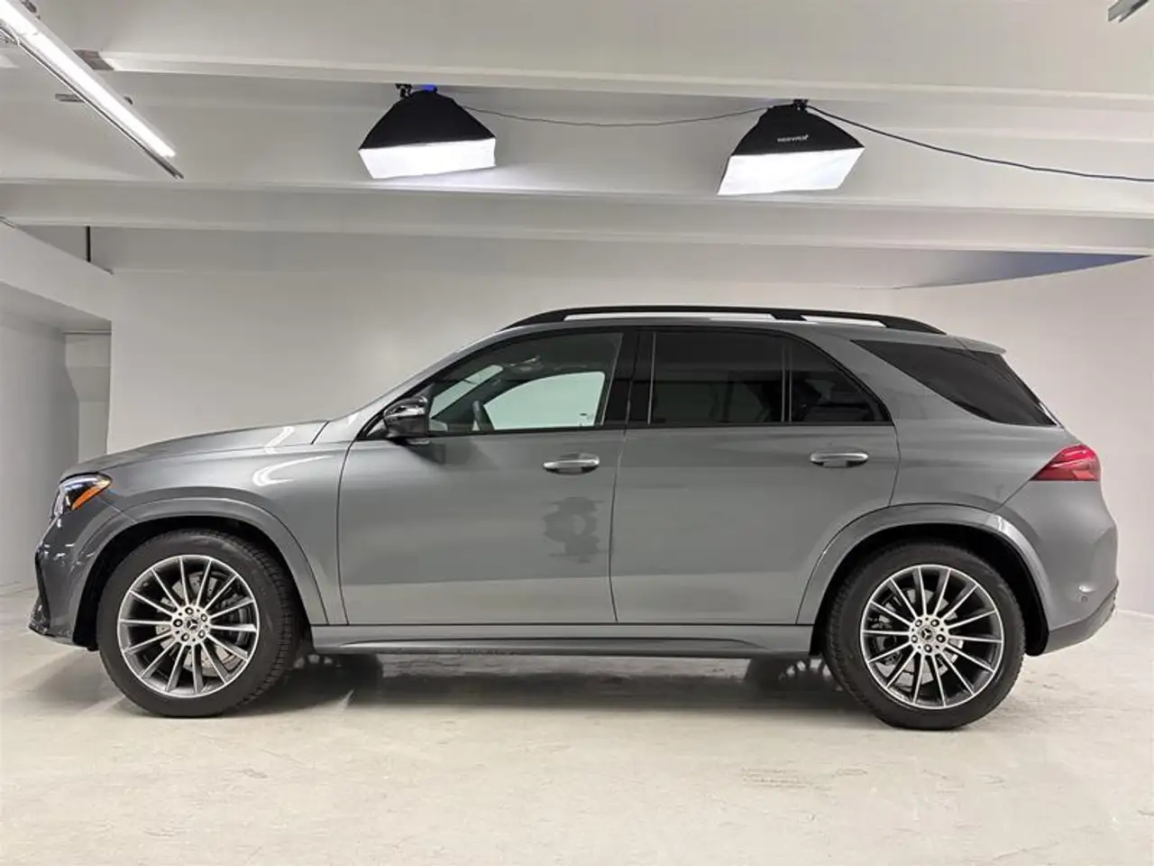 Mercedes-Benz GLE photo Mercedes-Benz GLE