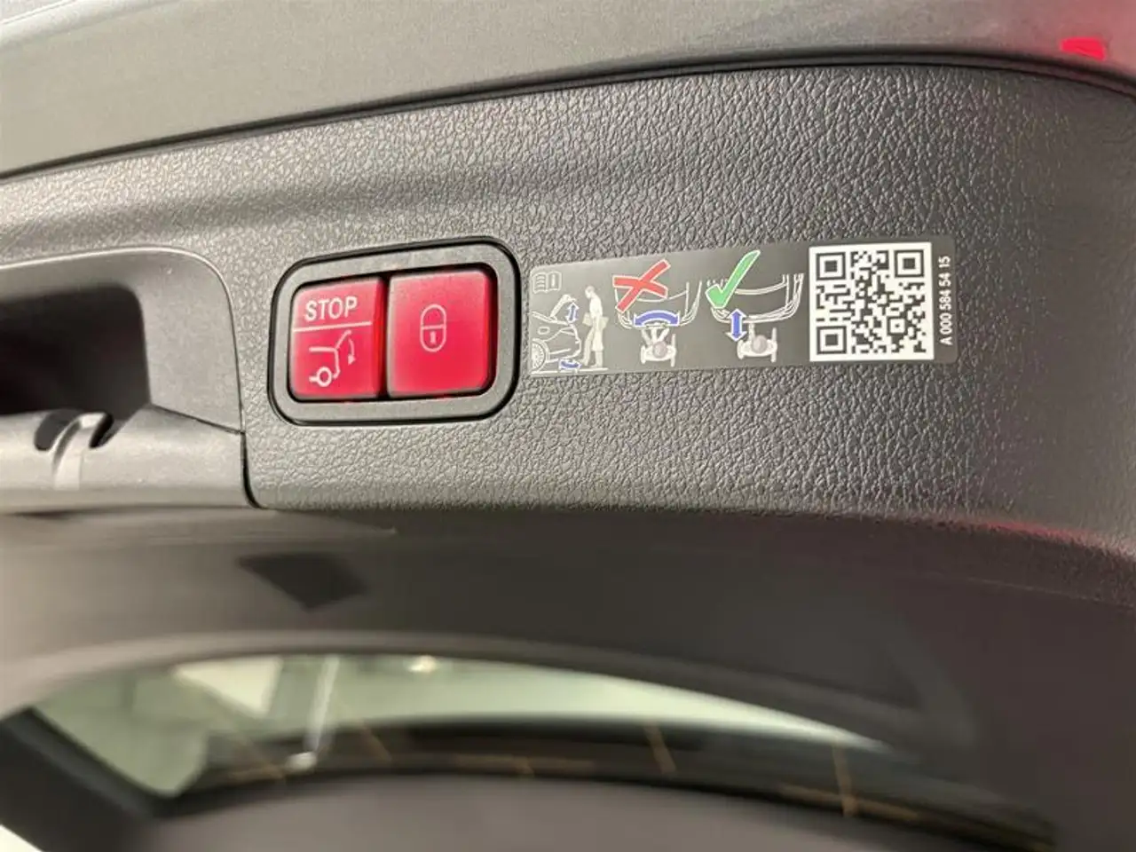Mercedes-Benz GLE photo Mercedes-Benz GLE