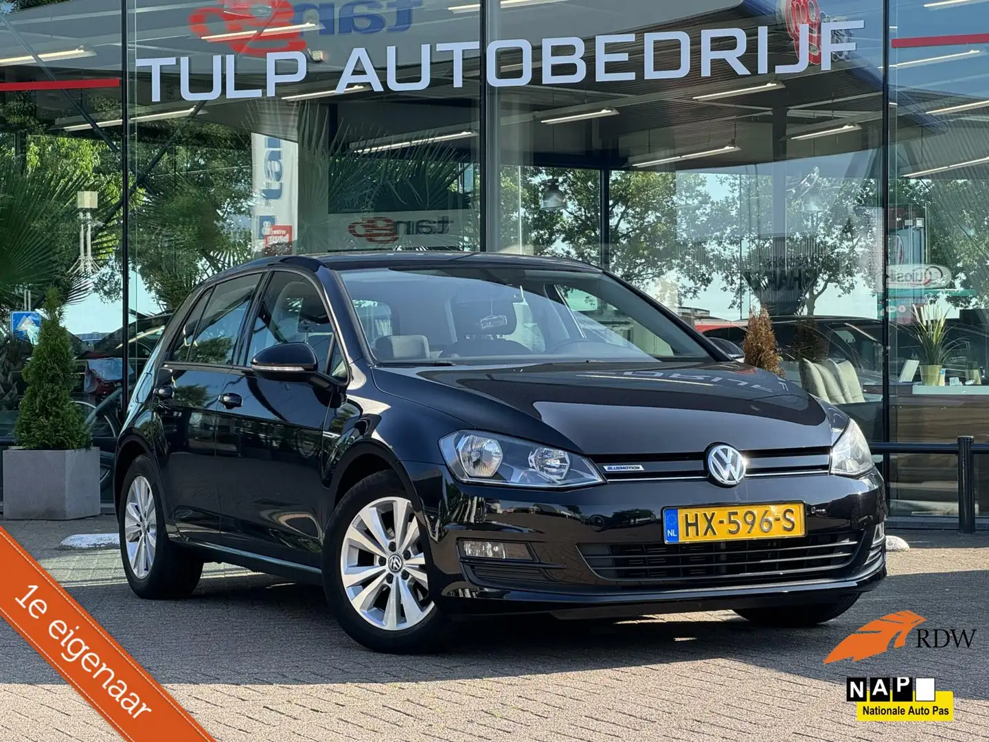 Volkswagen Golf 1.0 TSI Comfortline 5drs 2016 1e eigenaar Zwart - 1