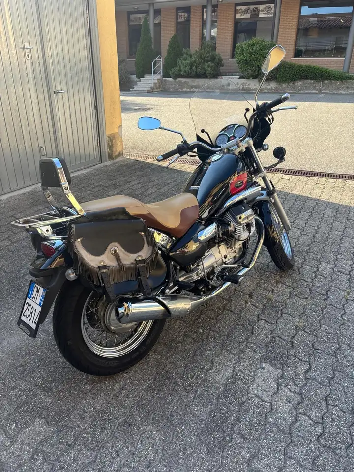 Moto Guzzi Nevada