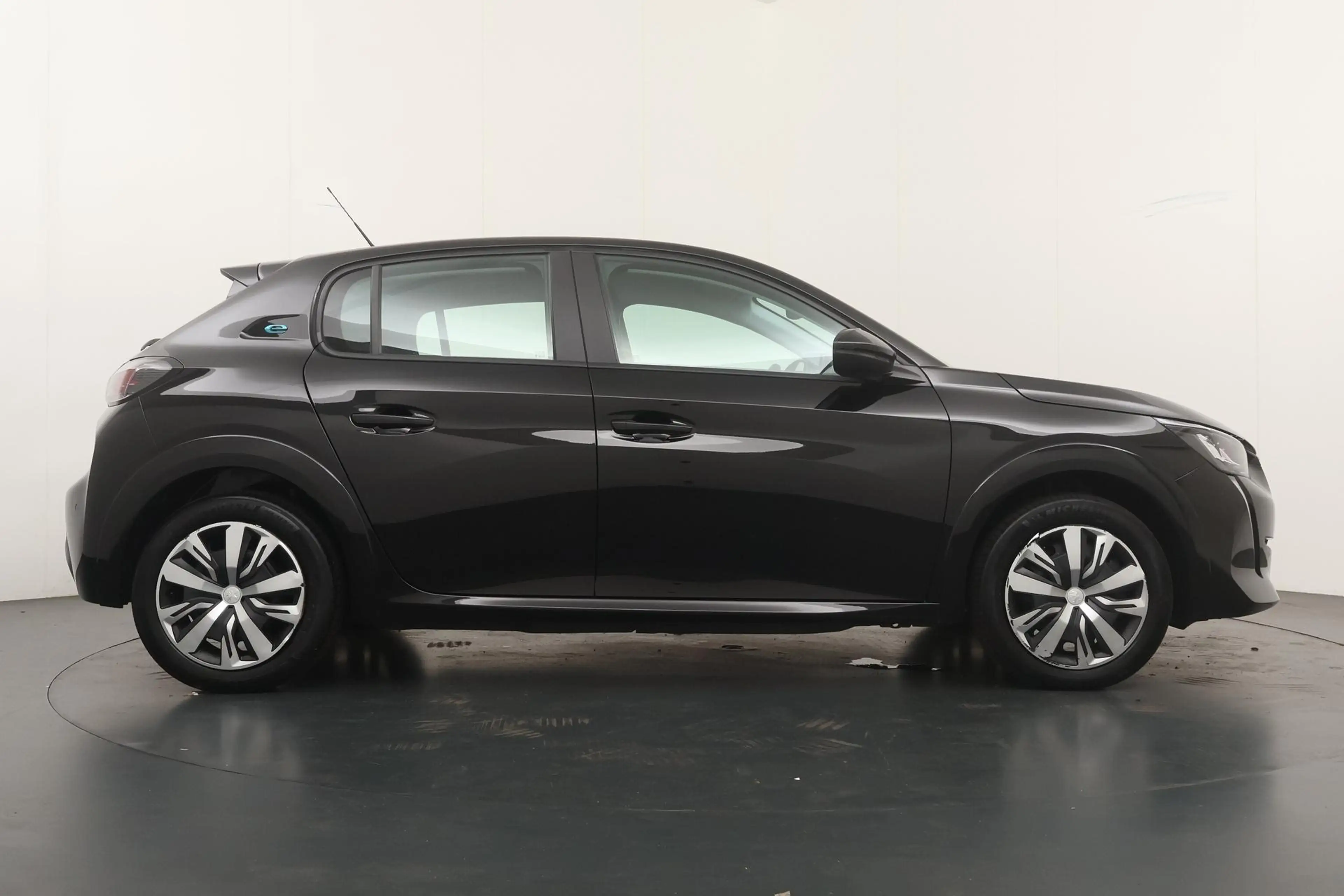 Peugeot 208 Active Pack 50 kWh 136PK 3-Fase | SOH 98% | Naviga — photo 12
