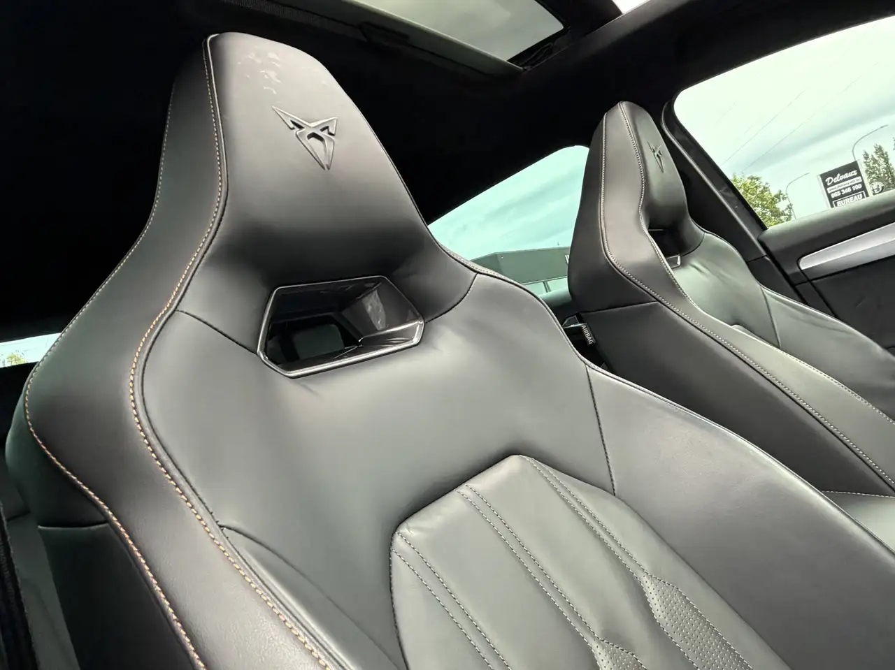 Cupra Leon 2.0 TDi DSG CUIR/NAVI/CARPLAY/PANO/FULL LED/ACC/KEYLESS/, миниатюра 17