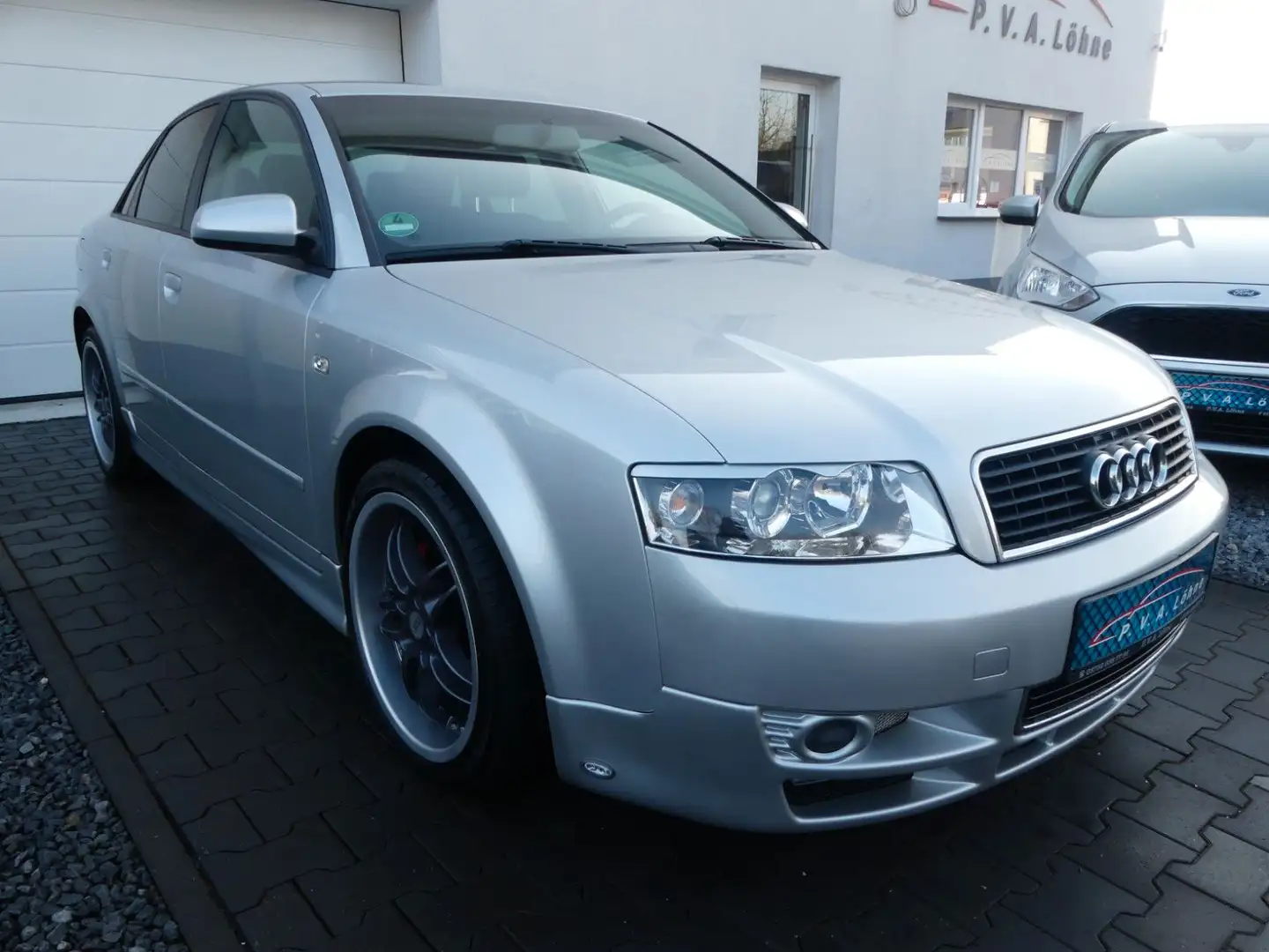 Audi A4 1.9 TDI 1. Hand | MATTIG | RIEGER | 18" Alu Zilver - 1