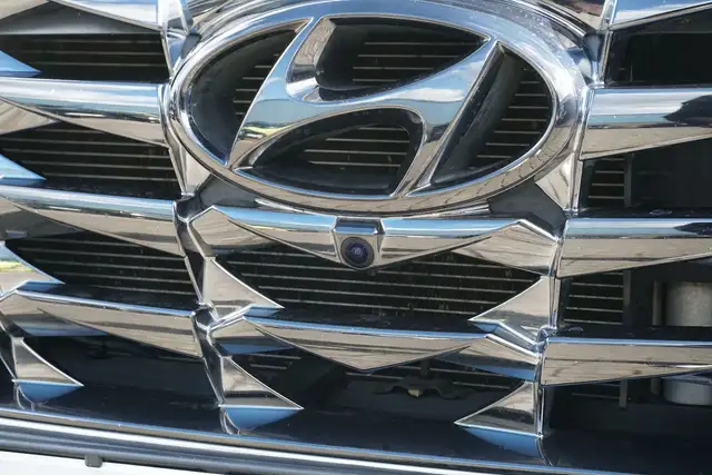 Hyundai Tucson view 12