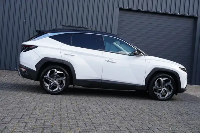 Hyundai Tucson view 8