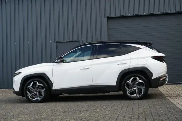 Hyundai Tucson view 4