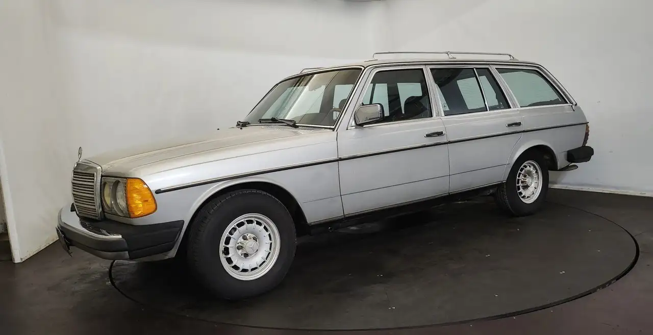 Mercedes-Benz E 300 300 TD break, foto 2