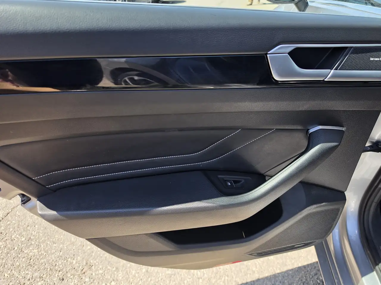 Volkswagen Arteon снимка Volkswagen Arteon