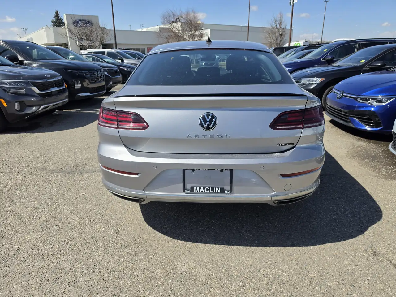 Volkswagen Arteon снимка Volkswagen Arteon