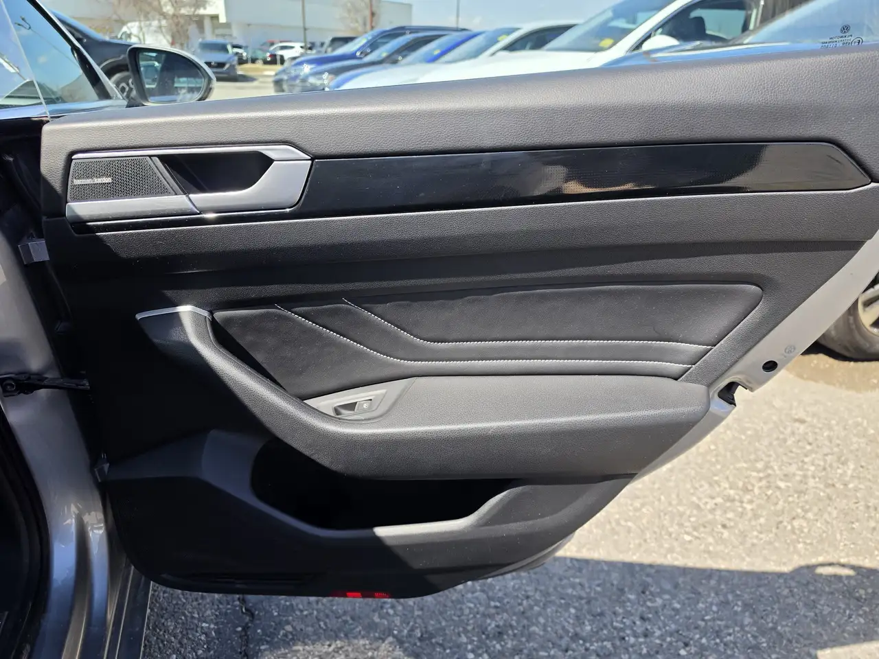 Volkswagen Arteon снимка Volkswagen Arteon