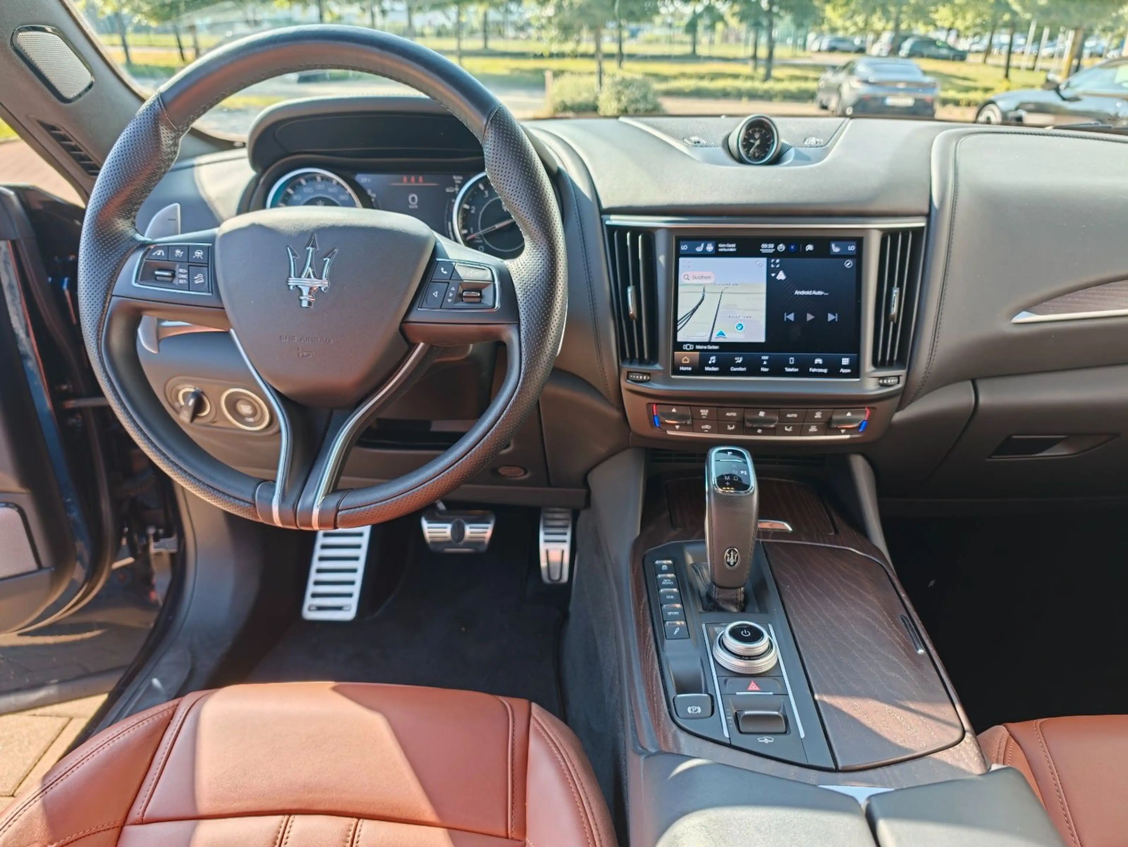 Maserati Levante 3.0 V6 430HP Modena S Auto 4WD — photo 12