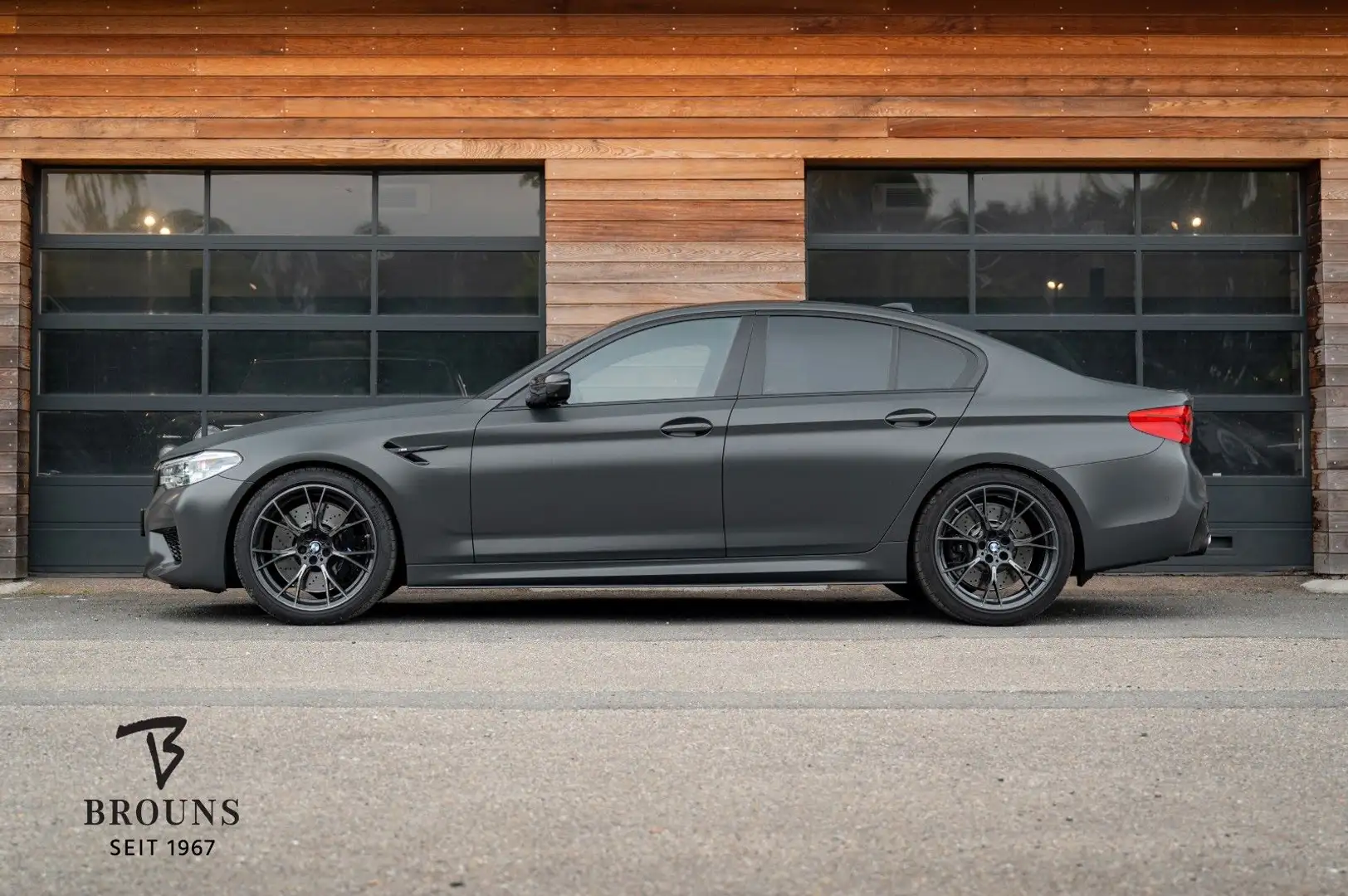 BMW M5 35 Jahre | 1/350 | 1.Hd | Akrapovic Gri - 2