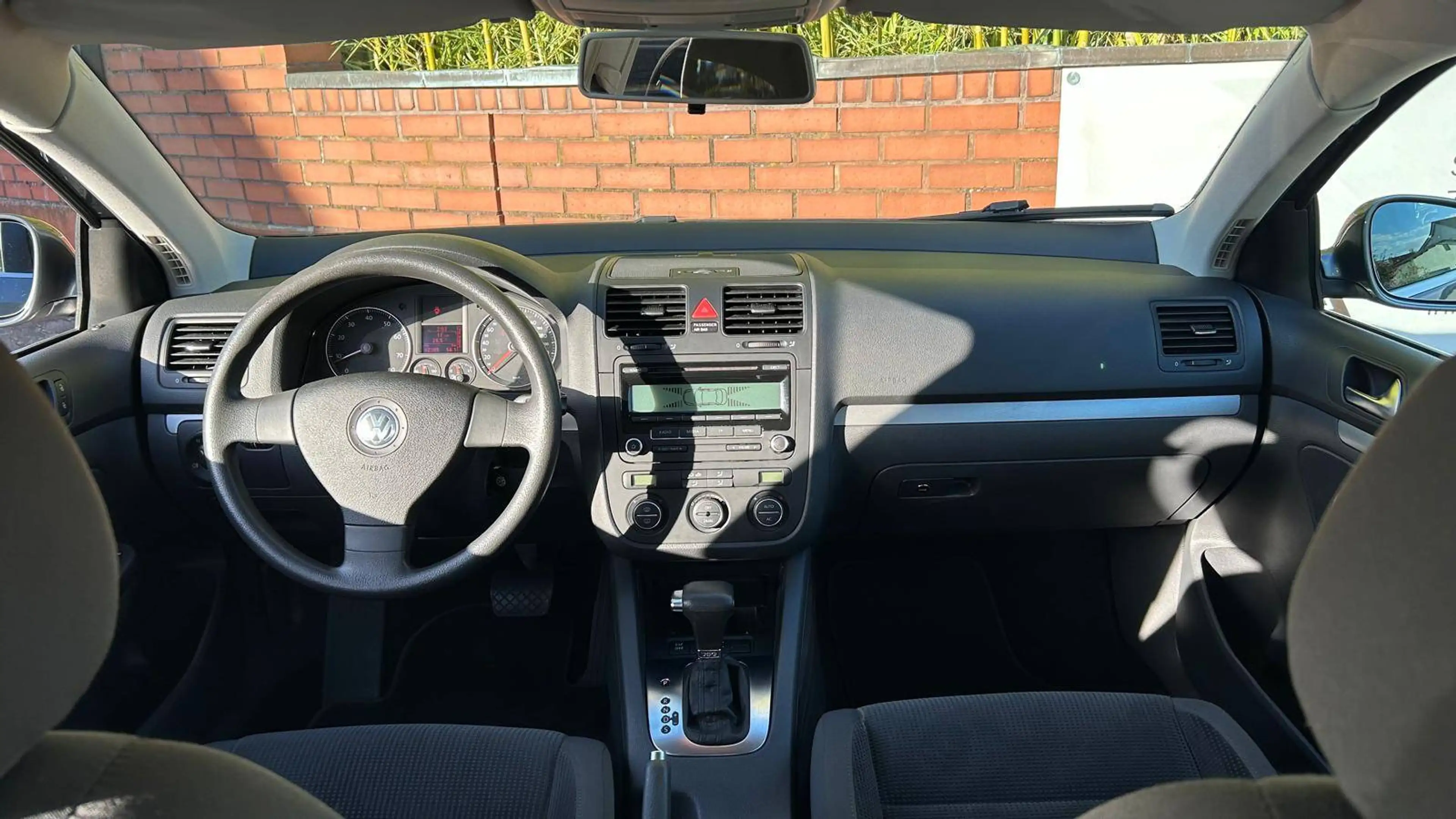Volkswagen Jetta Comfortline // Automatik // Garantie // Tempomat — photo 11