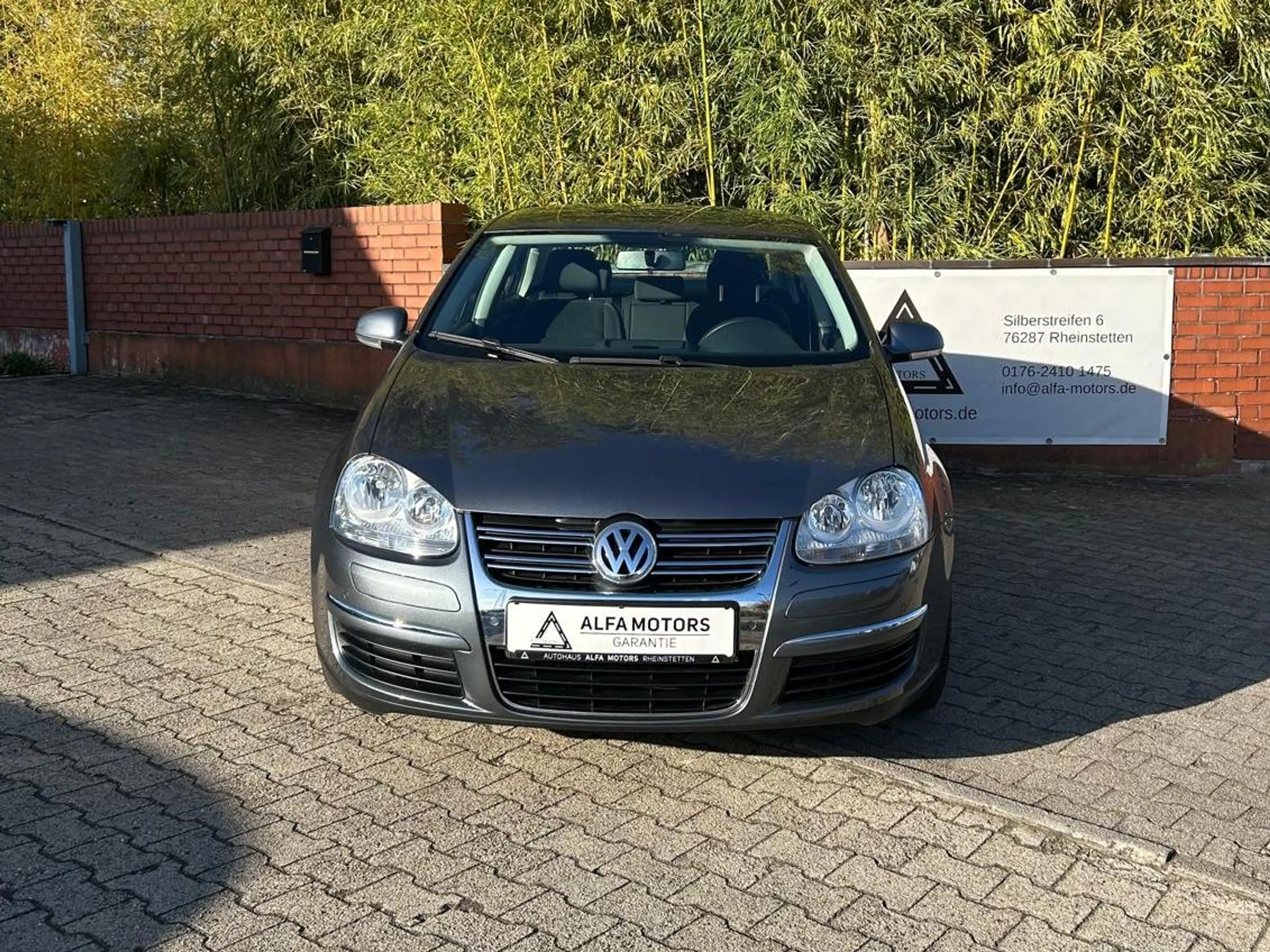 Volkswagen Jetta Comfortline // Automatik // Garantie // Tempomat — photo 2