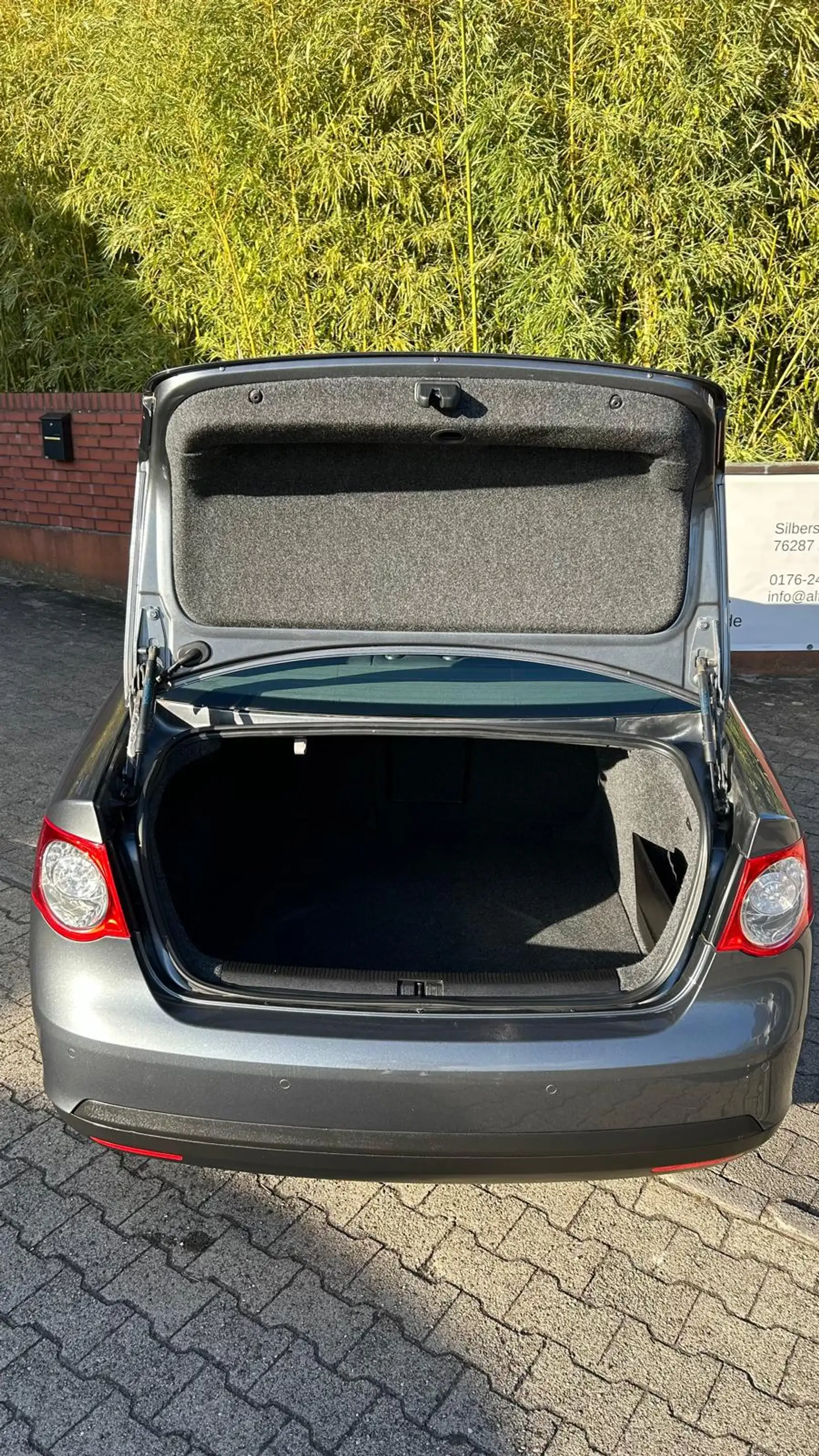 Volkswagen Jetta Comfortline // Automatik // Garantie // Tempomat — photo 7