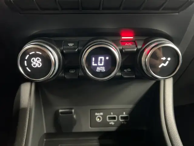 Renault Captur view 15
