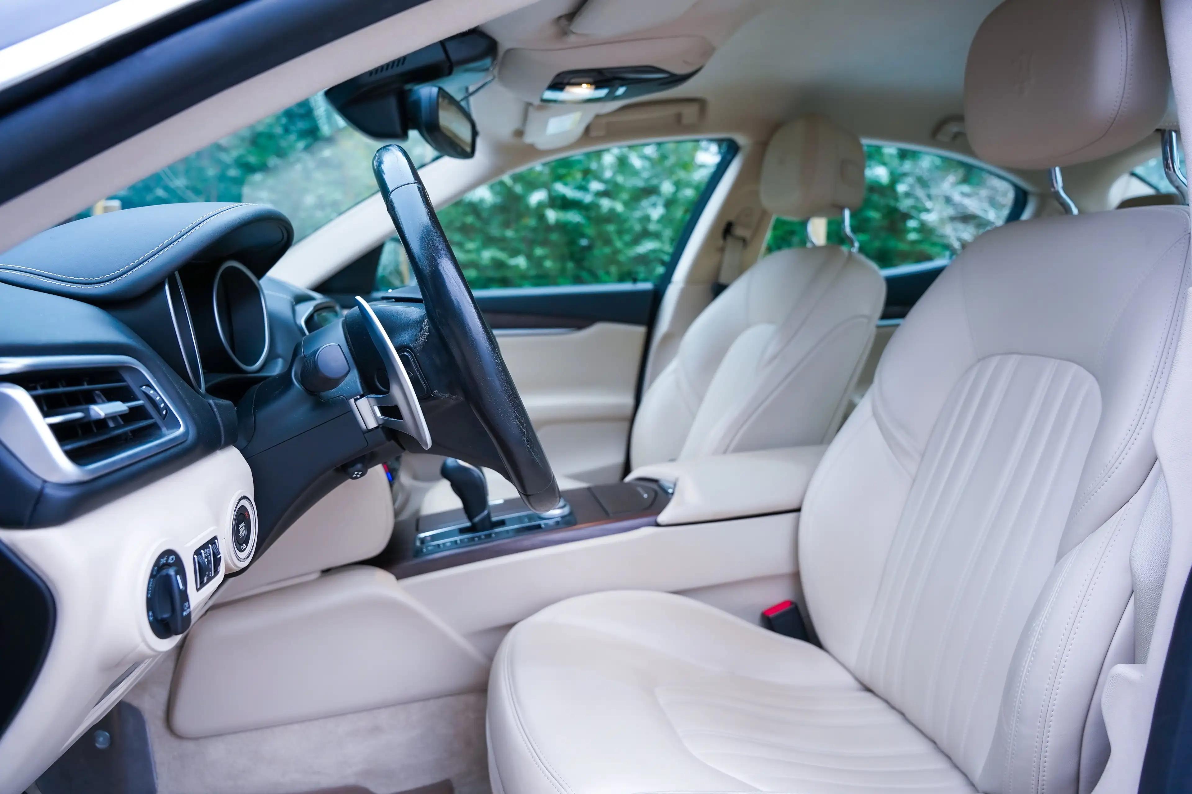 Maserati Ghibli Ghibli 3.0 V6 — photo 8
