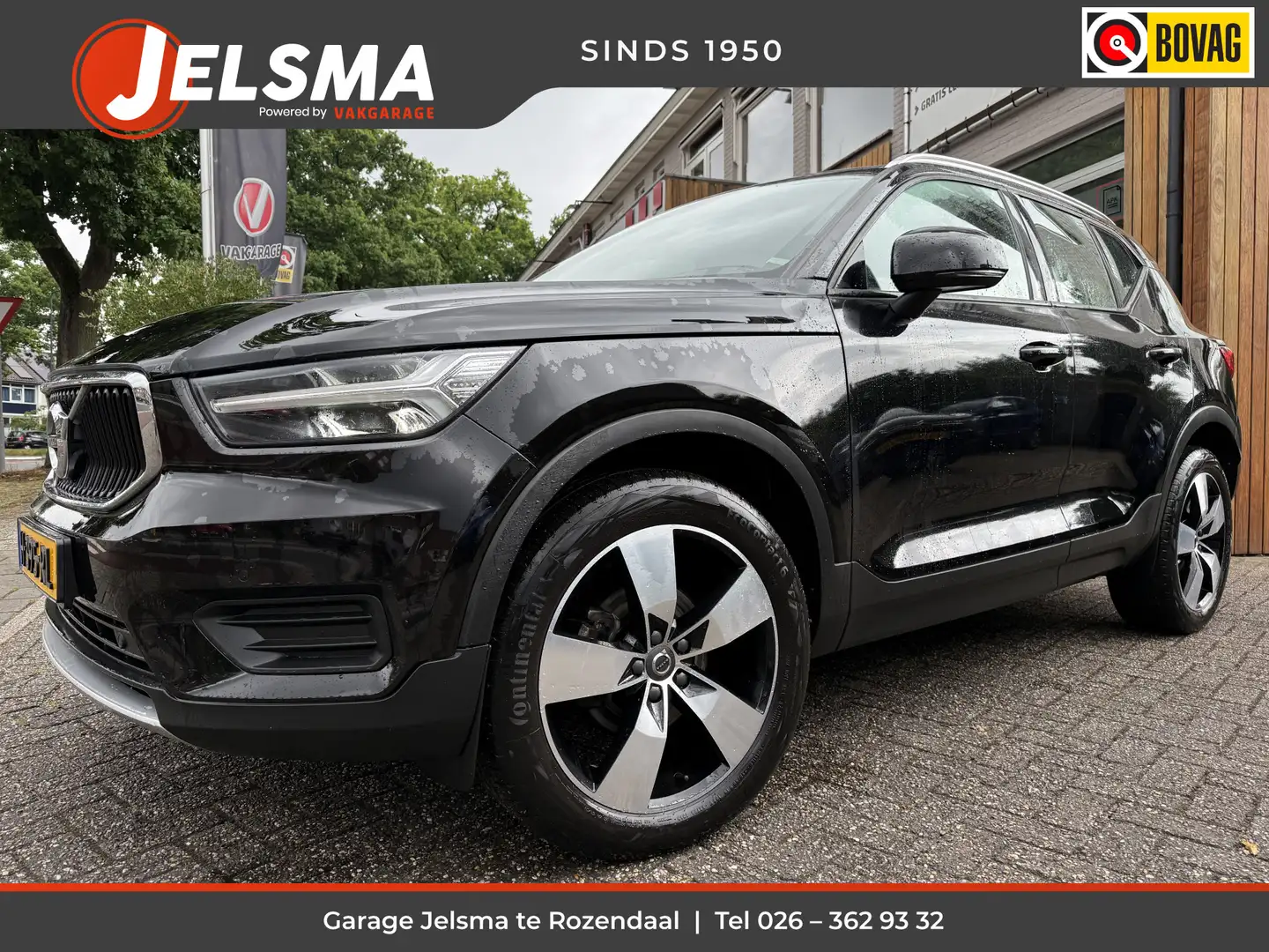 Volvo XC40 1.5 T3 Momentum Pro 164pk Aut. Sport-leder | Camer Zwart - 1