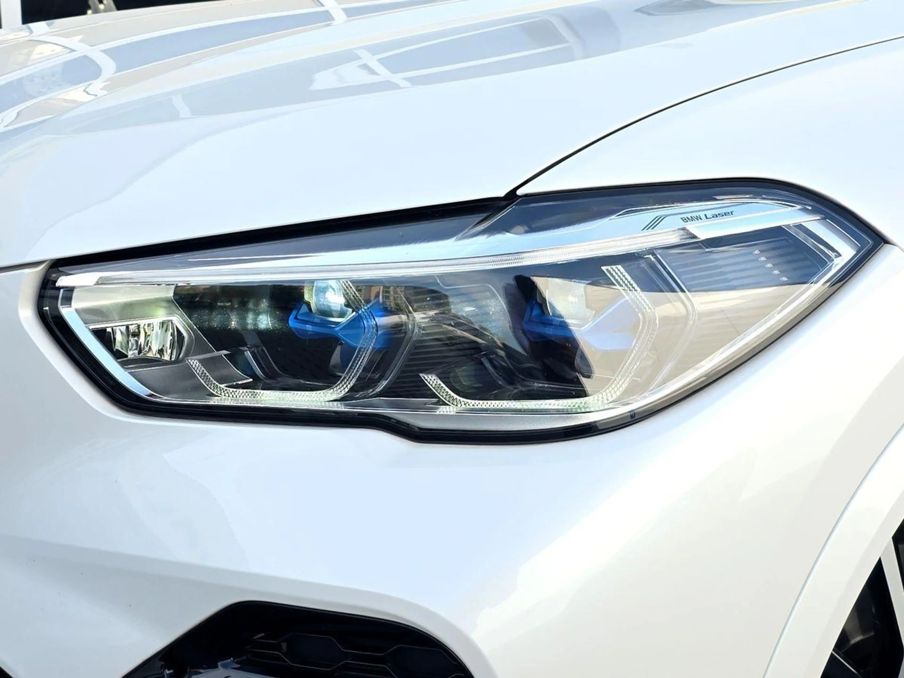 BMW X5 40d xDri M-Sport 7SITZ STNDHZ PANO AHK B&W 360° — photo 6