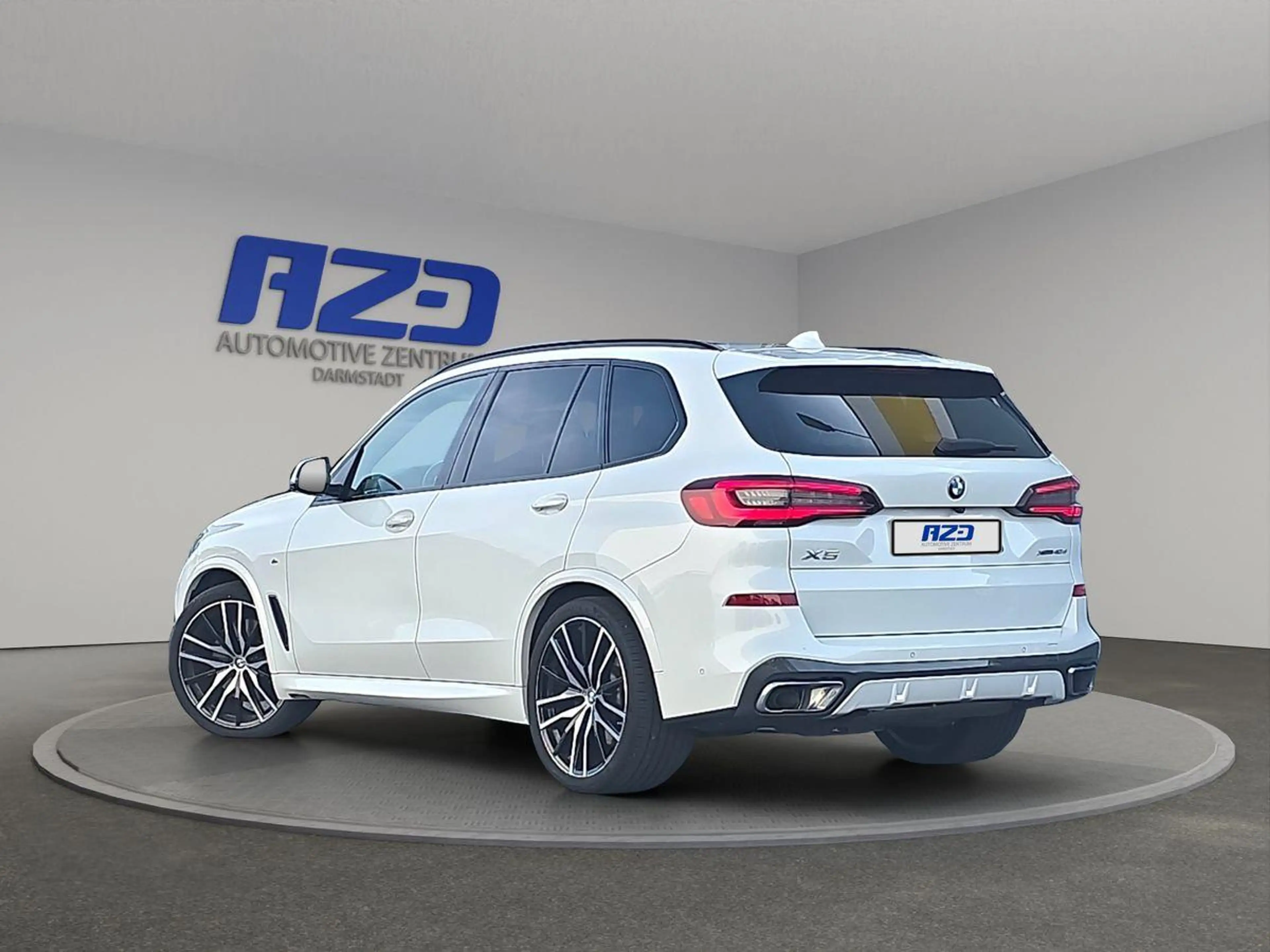 BMW X5 40d xDri M-Sport 7SITZ STNDHZ PANO AHK B&W 360° — photo 4
