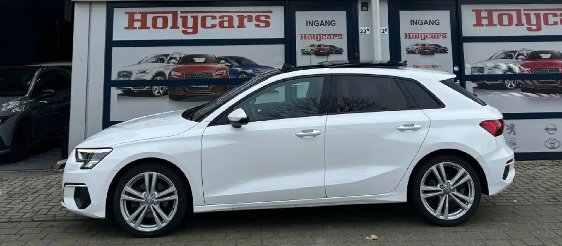 Audi A3 Sportback 35 TFSI edition one PANO NAVI ACC ECC PD Bianco - 2
