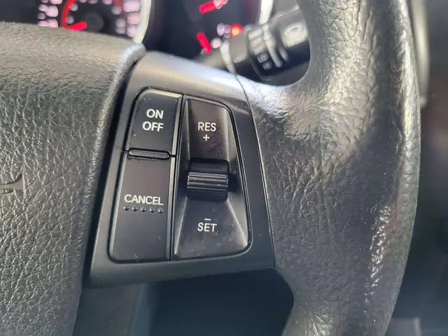 Kia Sorento 2011 — photo 8