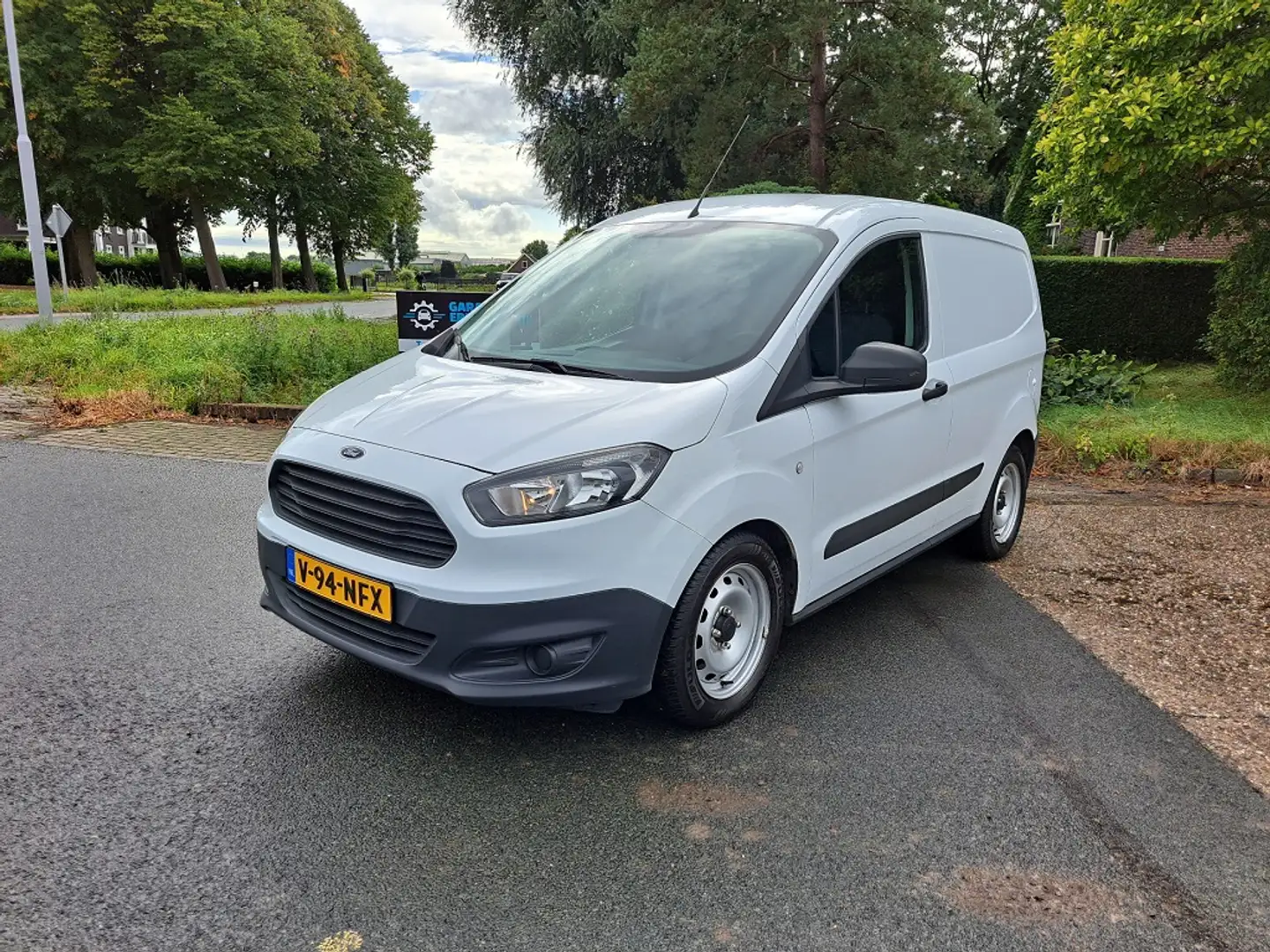 Ford Transit Courier 1.0 Economy Edition Benzine/Airco/Bluetooth/Stoelv Wit - 2