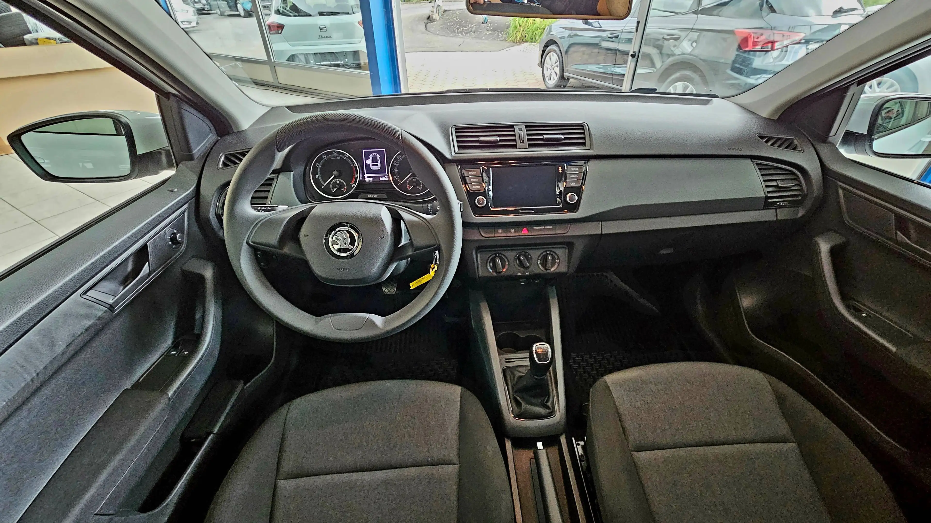 Skoda Fabia Active — photo 8