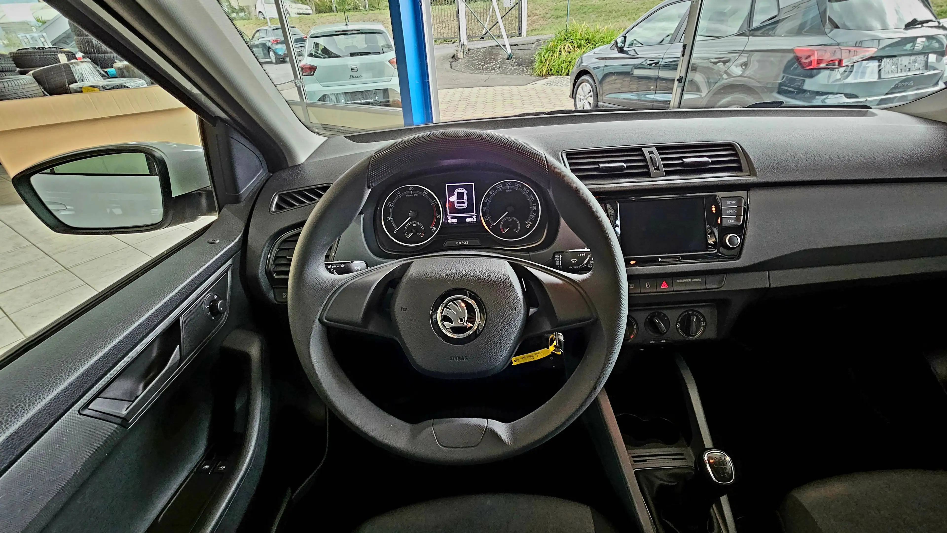 Skoda Fabia Active — photo 9