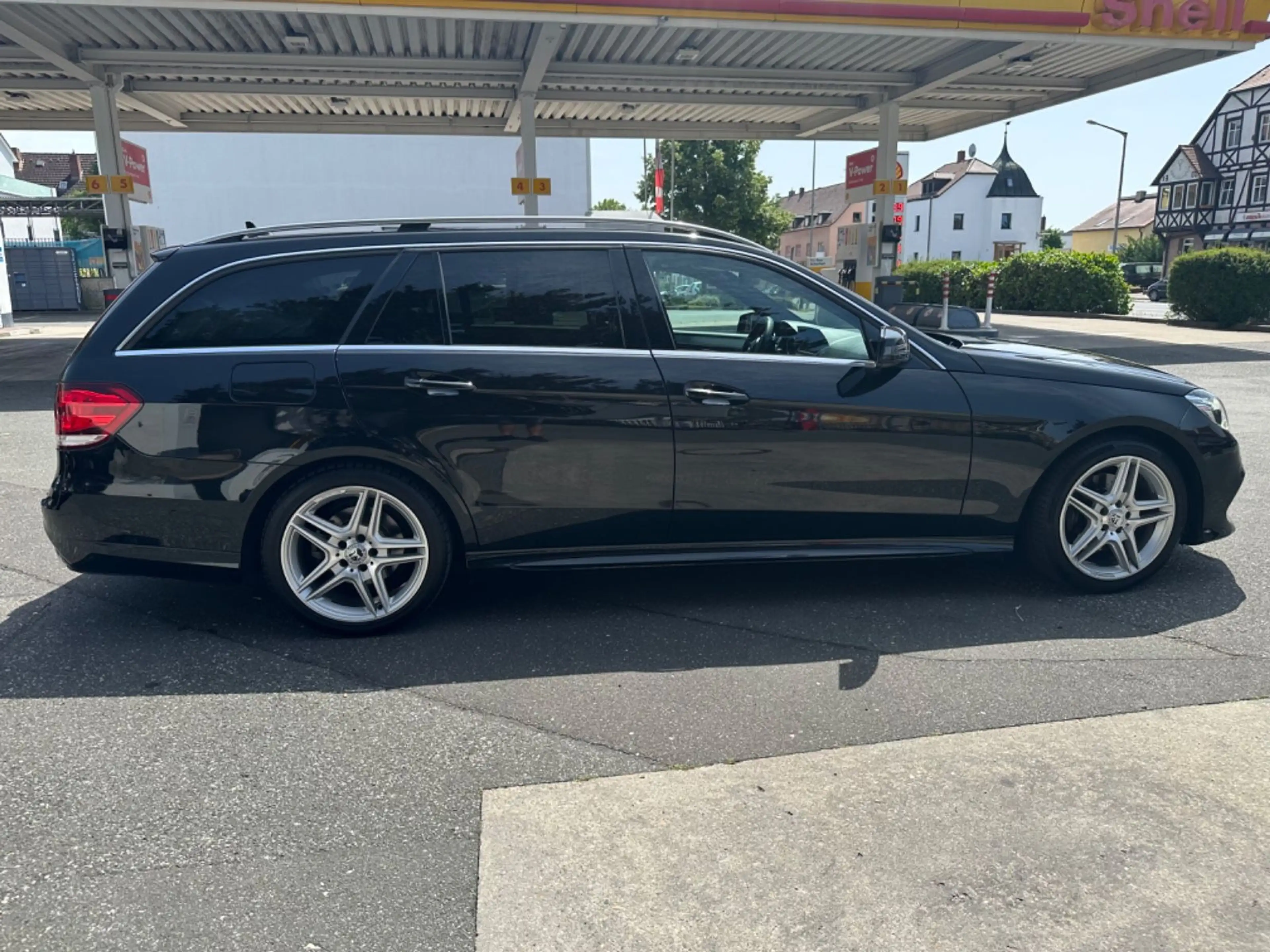 Mercedes-Benz E 220 E -Klasse T-Modell E 220 CDI  AMG Line — photo 8