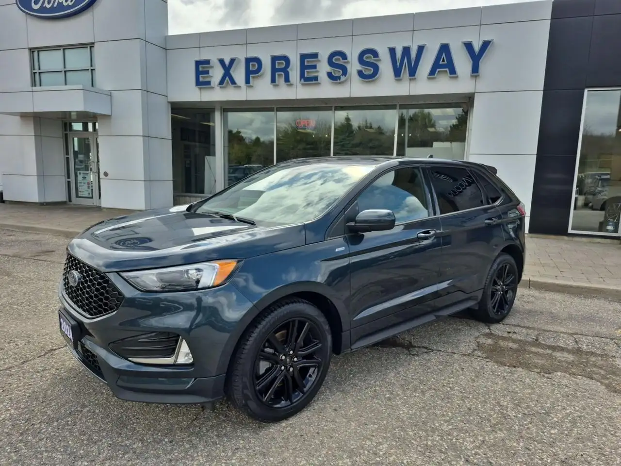 2024 Ford Edge