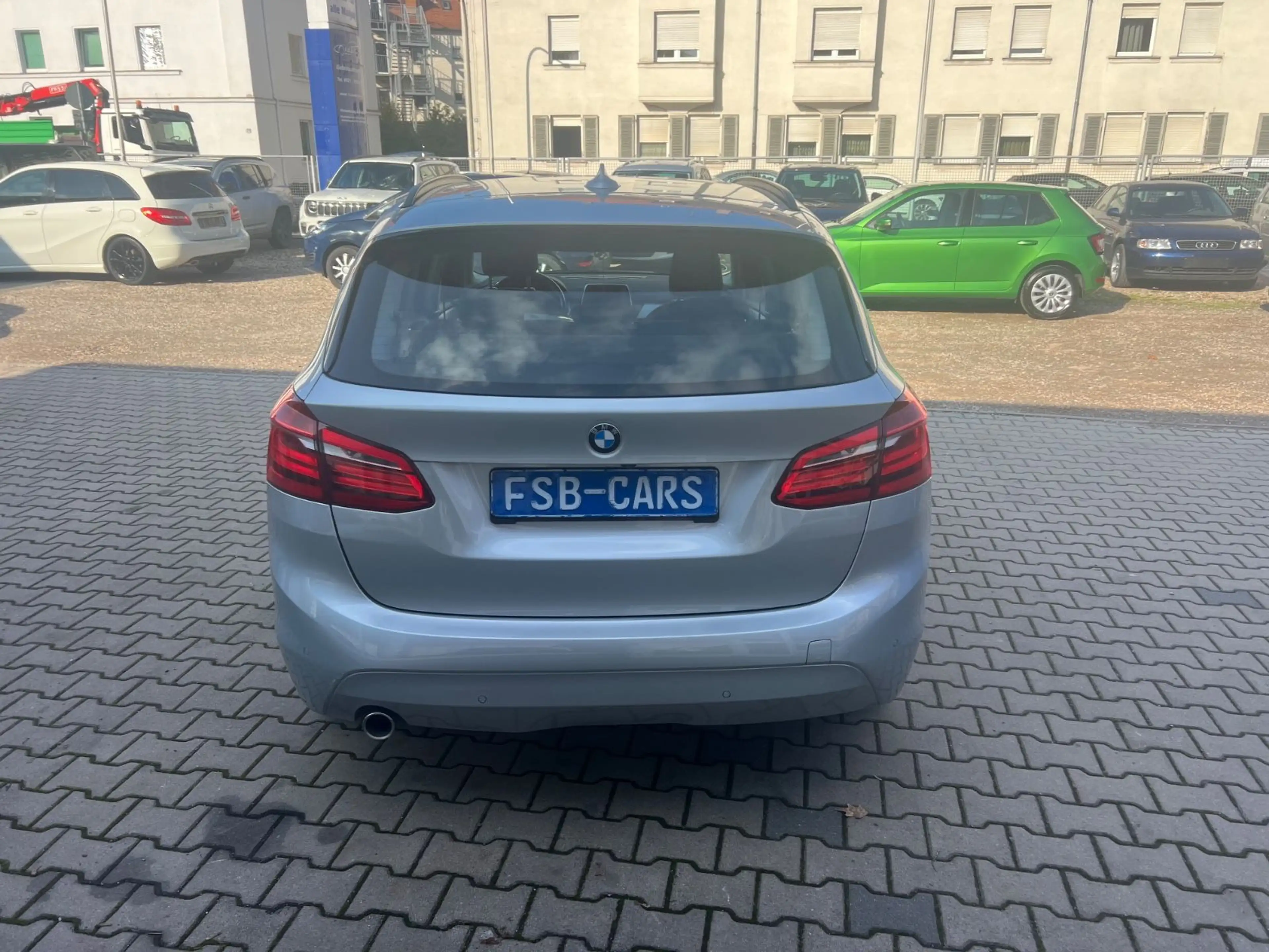 BMW 218 2 Active Tourer 218 i Advantage — photo 5