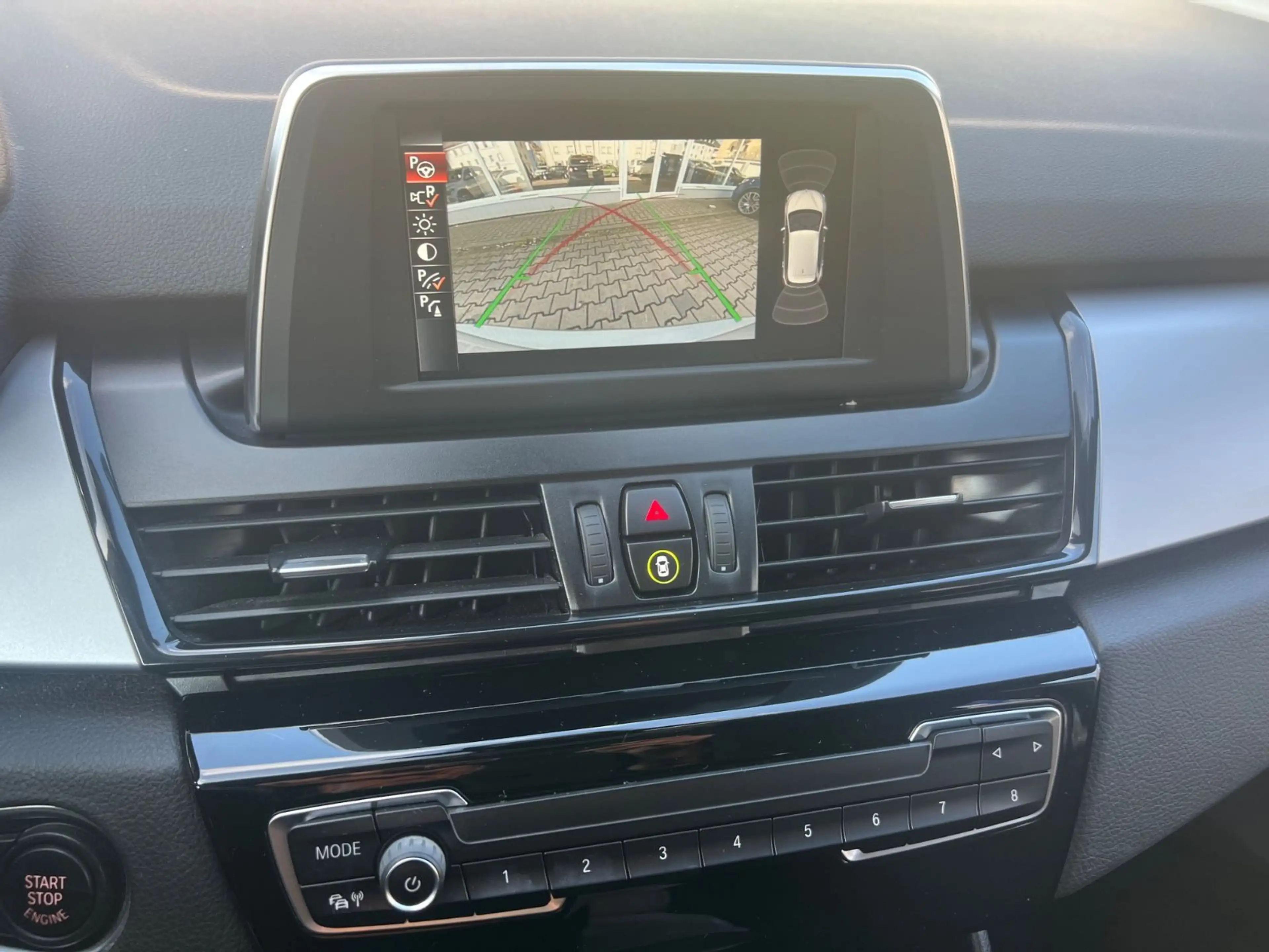 BMW 218 2 Active Tourer 218 i Advantage — photo 15
