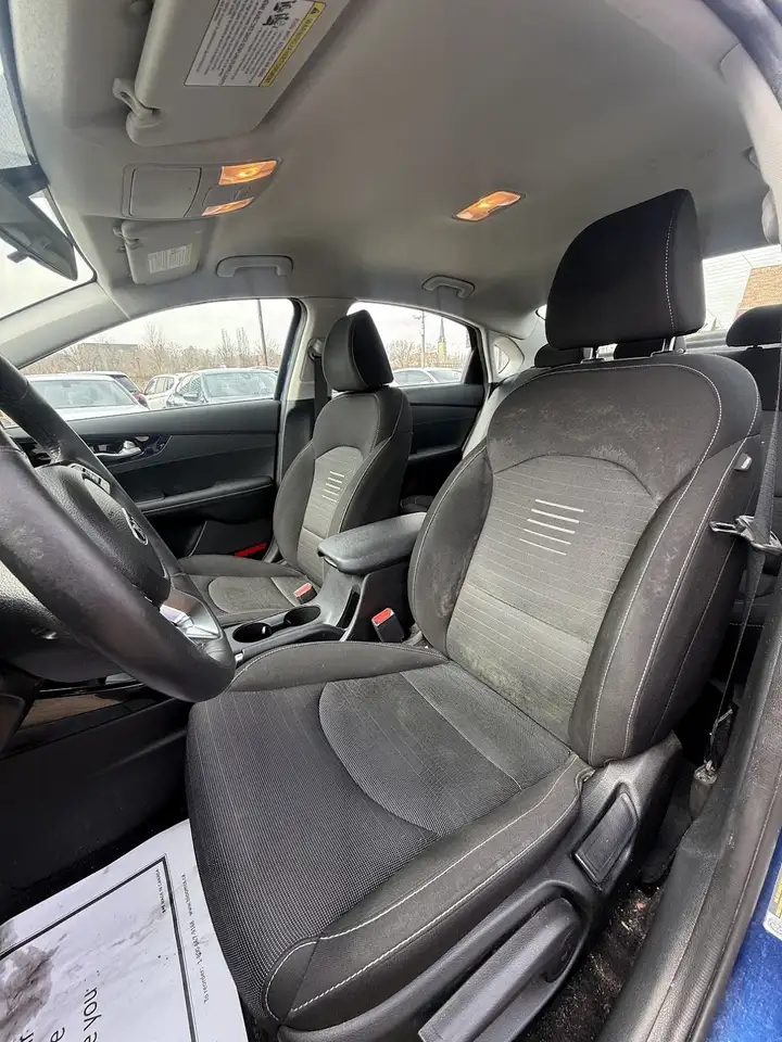 Kia Forte снимка Kia Forte