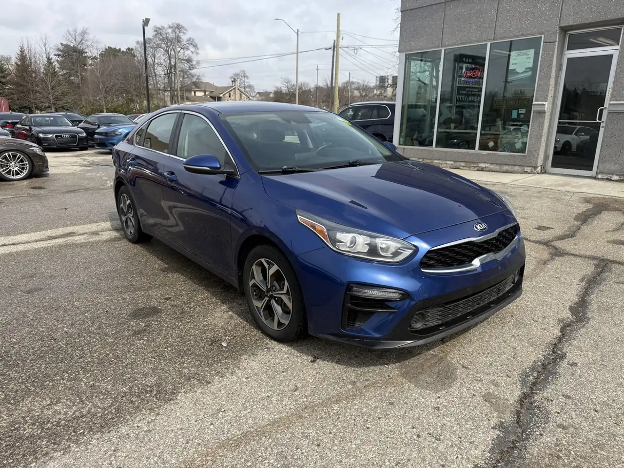 Kia Forte снимка Kia Forte