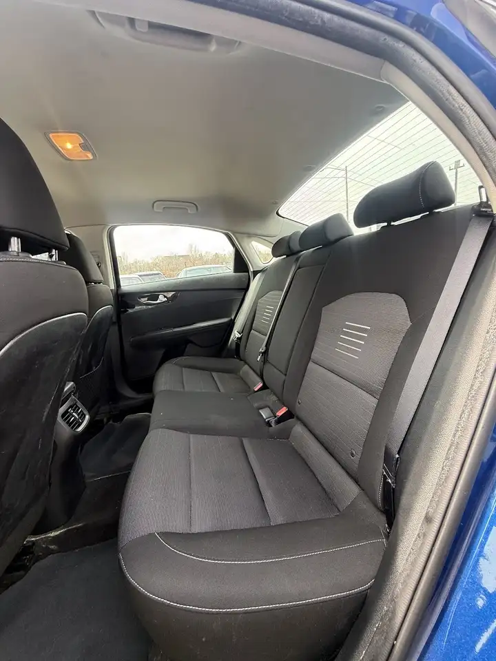 Kia Forte снимка Kia Forte