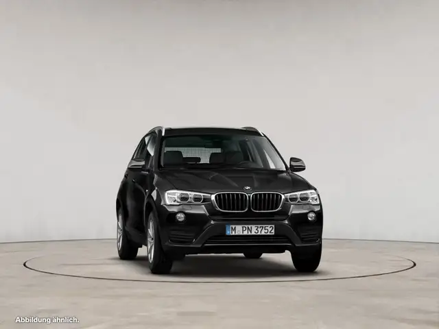 BMW X3 view 10