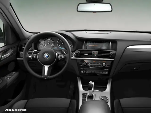 BMW X3 view 4