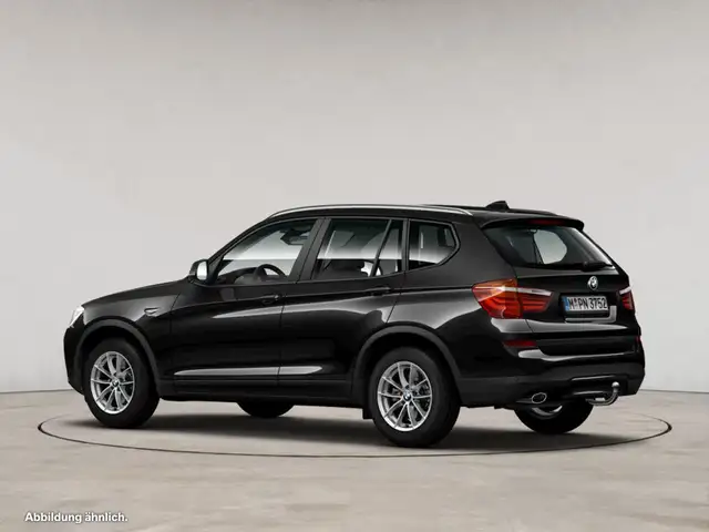 BMW X3 view 6