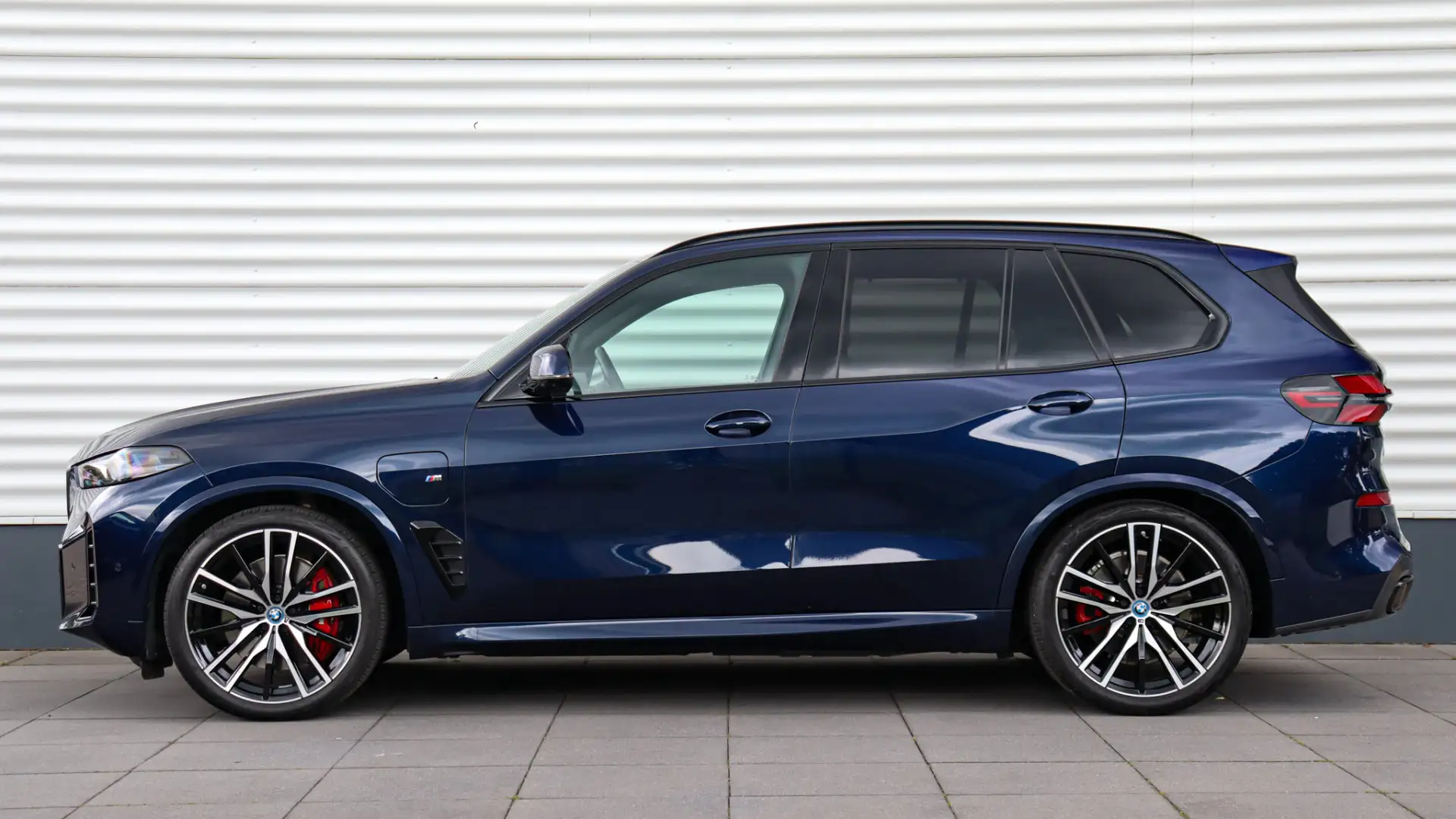 BMW X5 xDrive50e M-Sport Pro | Massage | Harman/Kardon | Blau - 2