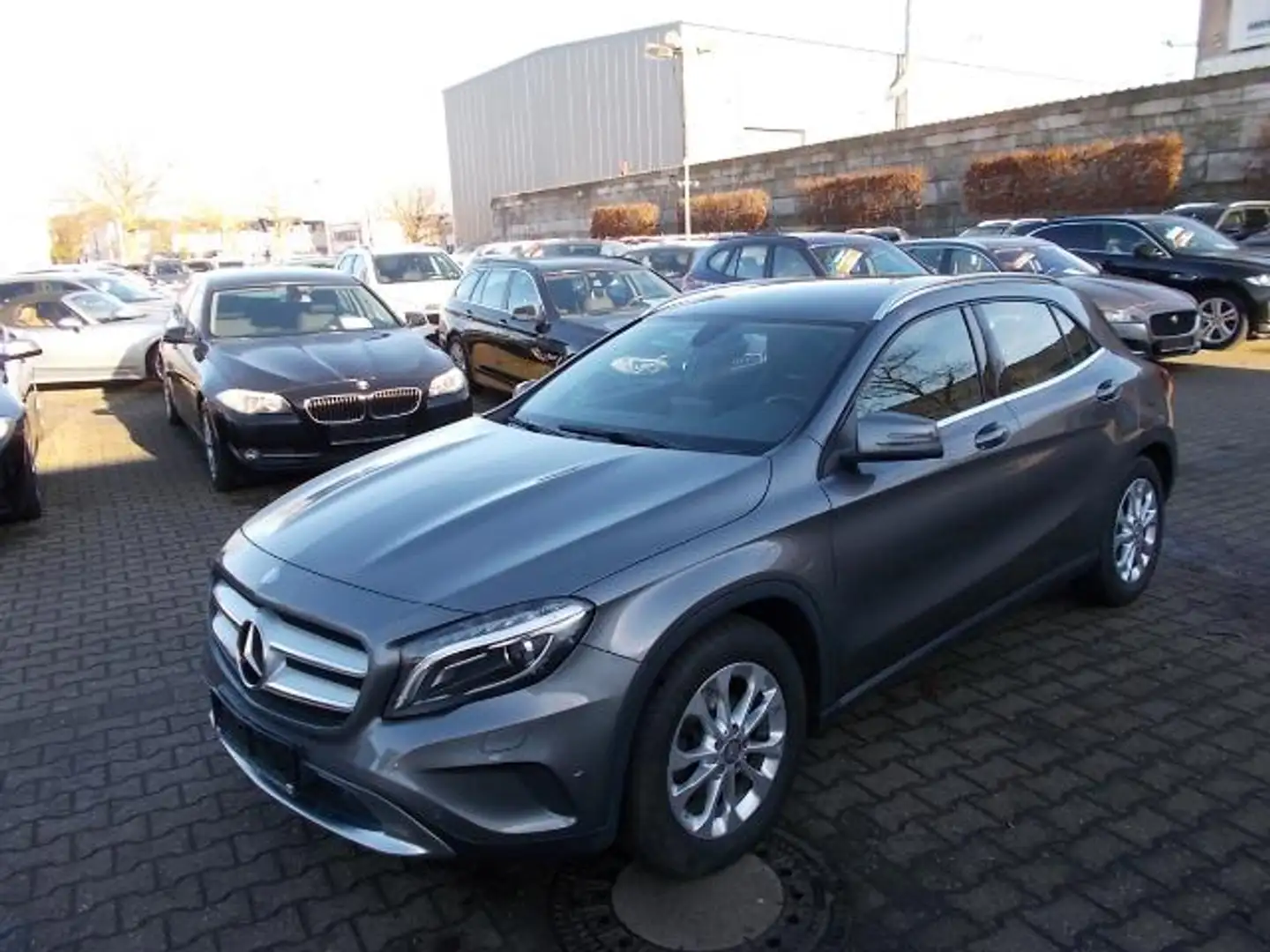 Mercedes-Benz GLA 200 BiXenon, Park Ass, zus. Alu WR Grigio - 1