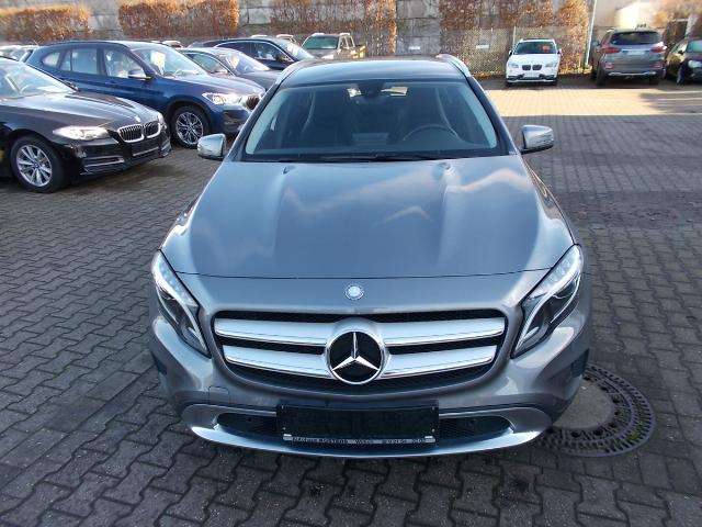Mercedes-Benz GLA 200 BiXenon, Park Ass, zus. Alu WR